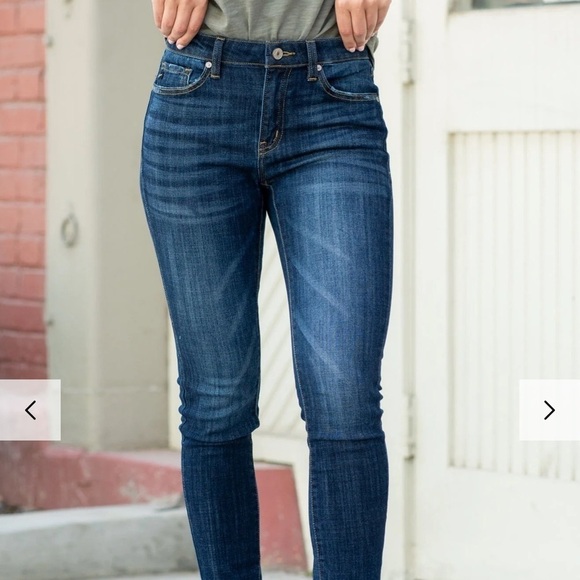 Kancan “Kendra” Jeans #584 - Picture 1 of 13
